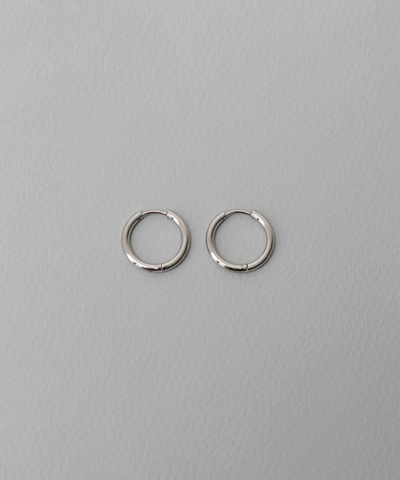 カラー：シルバー　太さ：2mm　直径：16mm