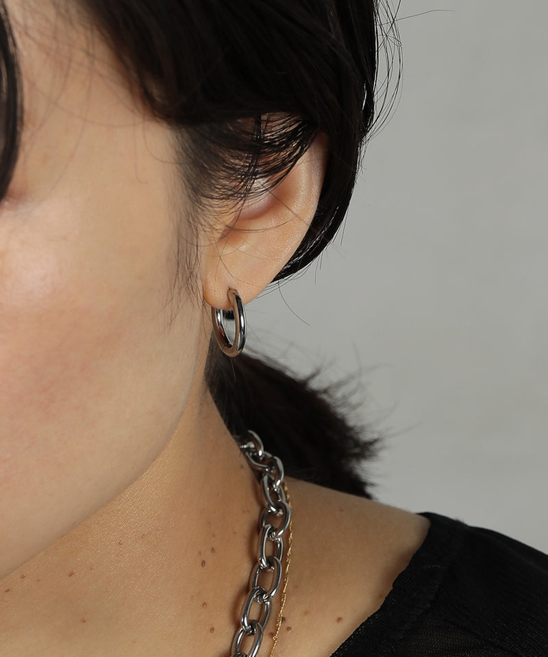 カラー：シルバー　太さ：2.5mm　直径17mm