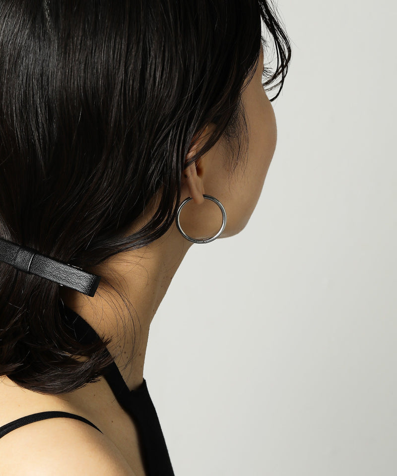 カラー：シルバー　太さ：2.5mm　直径30mm