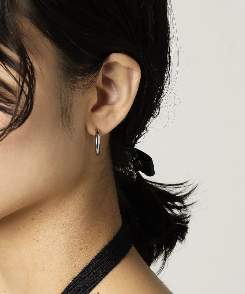 カラー：シルバー　太さ：2.5mm　直径19mm