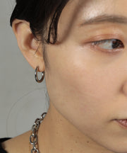 カラー：シルバー　太さ：2.5mm　直径17mm