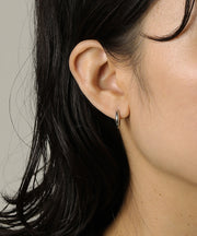 カラー：シルバー　太さ：2.5mm　直径13mm