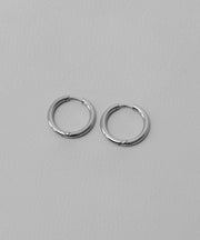 カラー：シルバー　太さ：2.5mm　直径21mm