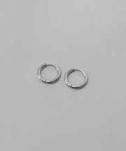 カラー：シルバー　太さ：2.5mm　直径17mm