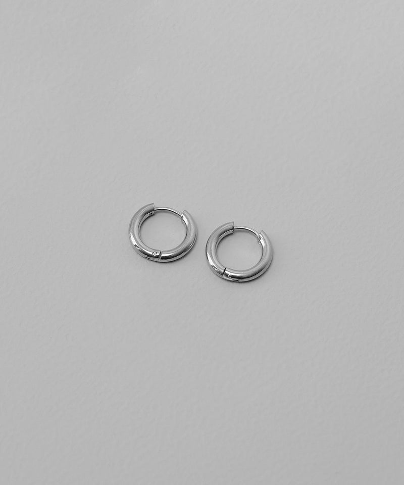 カラー：シルバー　太さ：2.5mm　直径15mm