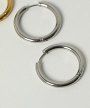 カラー：シルバー　太さ：3mm　直径：26mm