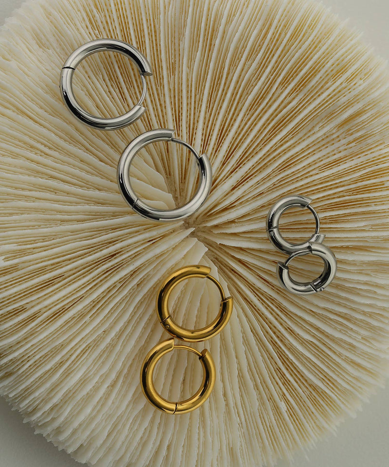 金属アレルギー対応 シンプルフープピアス 太さ3.0mm サージカルステンレス