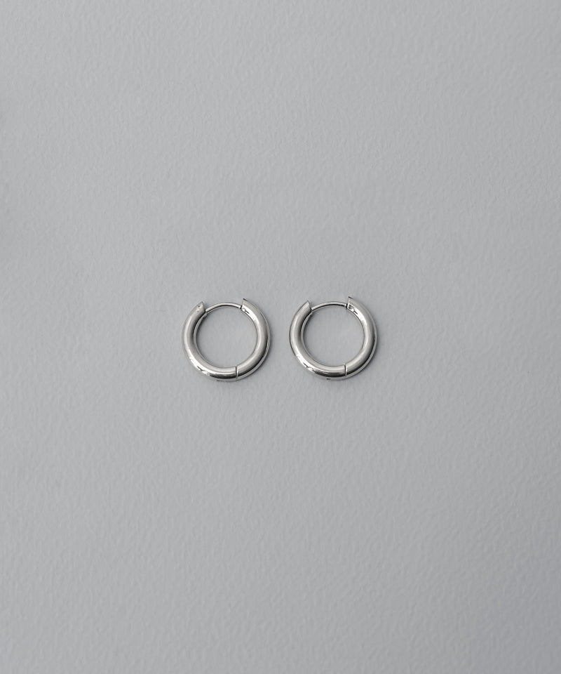 カラー：シルバー　太さ：3mm　直径：18mm