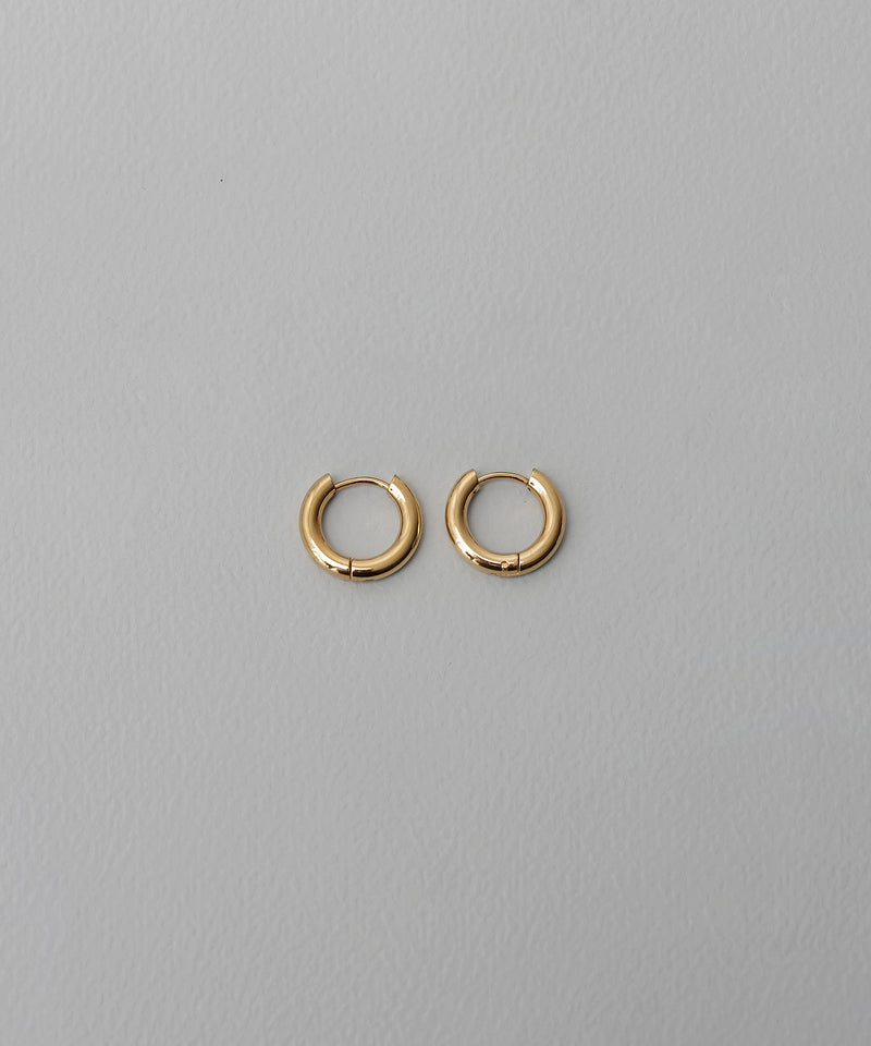 カラー：ゴールド　太さ：3mm　直径：16mm