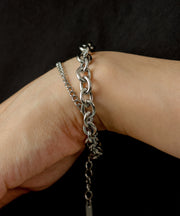 素肌にすっと馴染むスキンアクセ