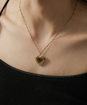 金属アレルギーを起こしにくいサージカルステンレス素材