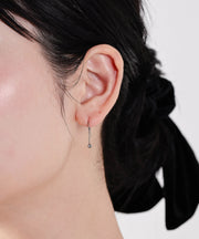 さりげない輝きのビジュー