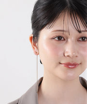 汗や水に強く変色しにくいためお風呂や温泉、海でもつけっぱなし◎