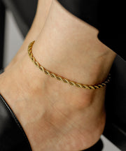 素肌にすっと馴染むスキンアクセ