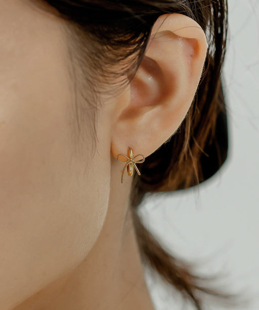 金属アレルギーを起こしにくいサージカルステンレス素材