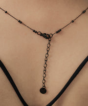 アジャスターで調節可能