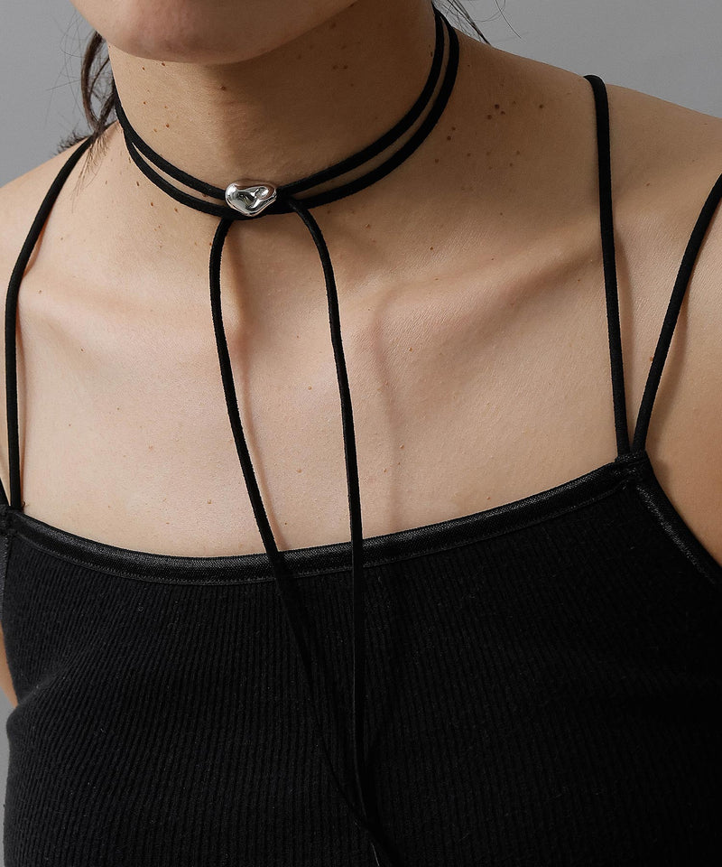 金属アレルギーを起こしにくいサージカルステンレス素材