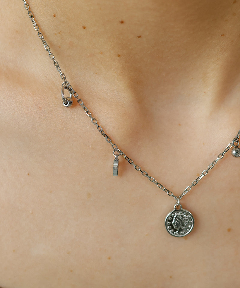 程よい存在感でコーデのアクセントに