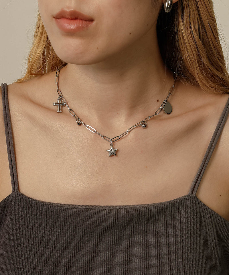 金属アレルギーを起こしにくいサージカルステンレス素材