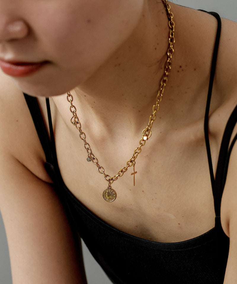 金属アレルギーを起こしにくいサージカルステンレス素材