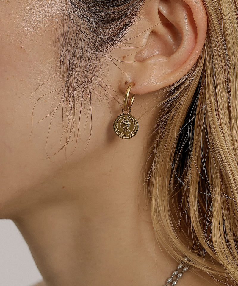 金属アレルギーを起こしにくいサージカルステンレス素材