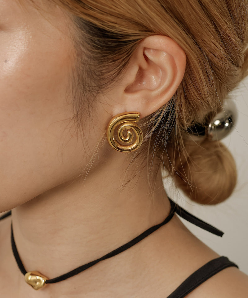 金属アレルギーを起こしにくいサージカルステンレス素材