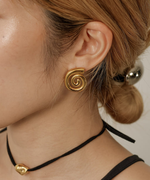 金属アレルギーを起こしにくいサージカルステンレス素材