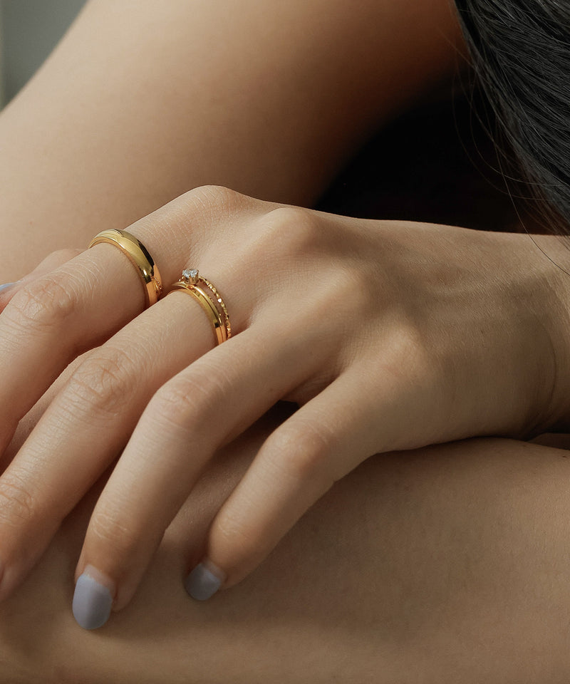 金属アレルギーを起こしにくいサージカルステンレス素材