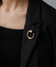 汗や水に強く変色しにくいためお風呂や温泉、海でもつけっぱなし◎