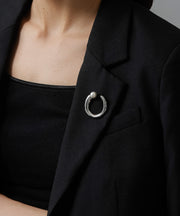 金属アレルギーを起こしにくいサージカルステンレス素材