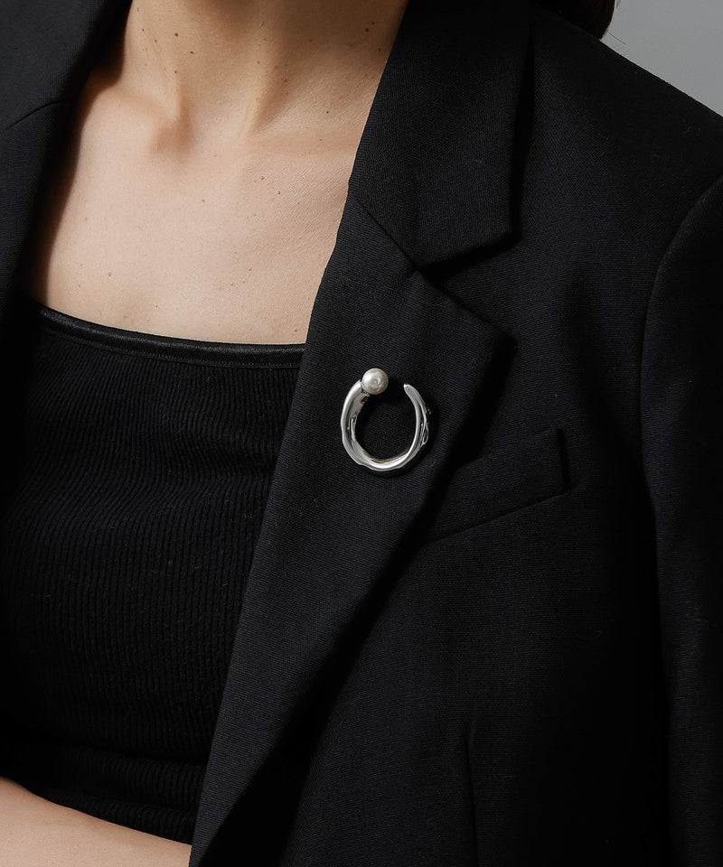 金属アレルギーを起こしにくいサージカルステンレス素材