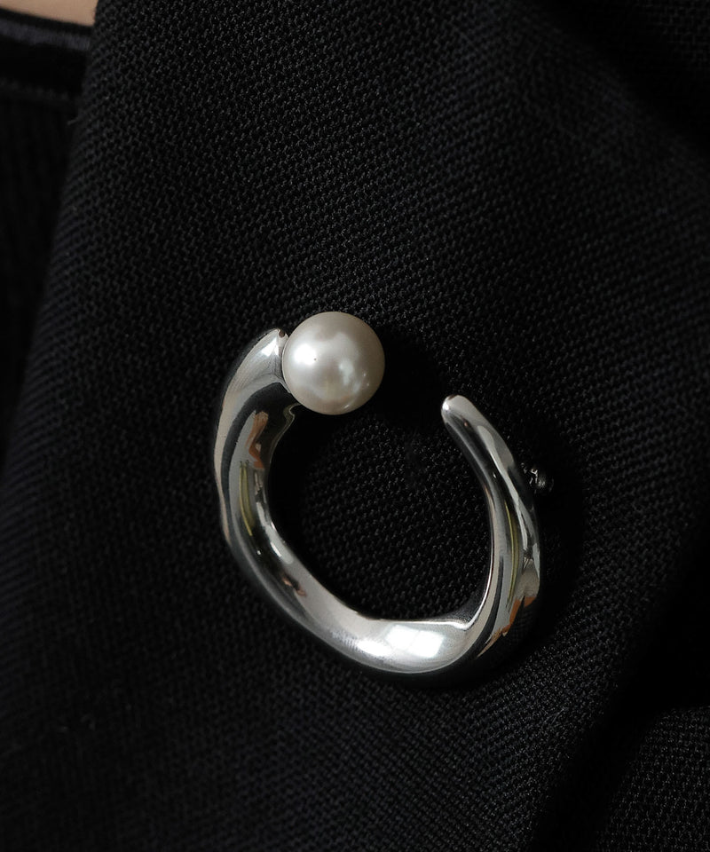 金属アレルギー対応 デザインモチーフパールブローチ サージカルステンレス