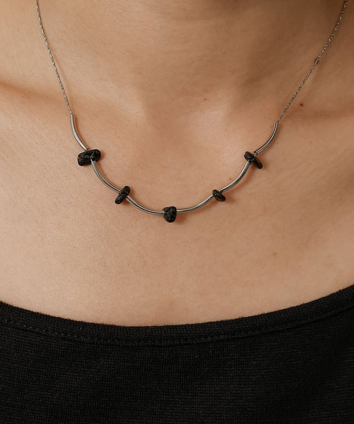 金属アレルギーを起こしにくいサージカルステンレス素材