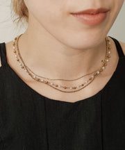 汗や水に強く変色しにくいためお風呂や温泉、海でもつけっぱなし◎