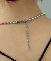 アジャスターで好みの長さに調節可能