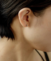 カラー：シルバー サイズ：4mm