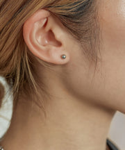 カラー：シルバー　サイズ：4mm