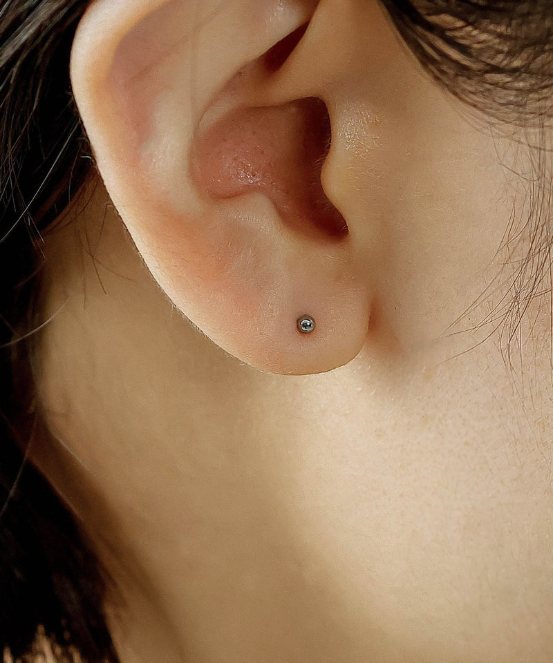 カラー：シルバー　サイズ：2mm