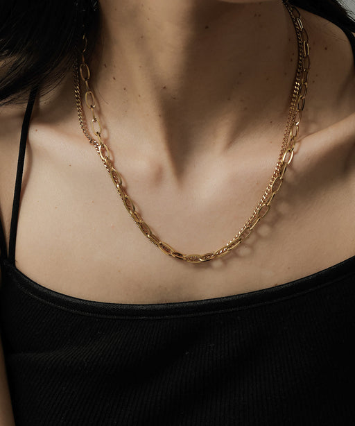 金属アレルギーを起こしにくいサージカルステンレス素材