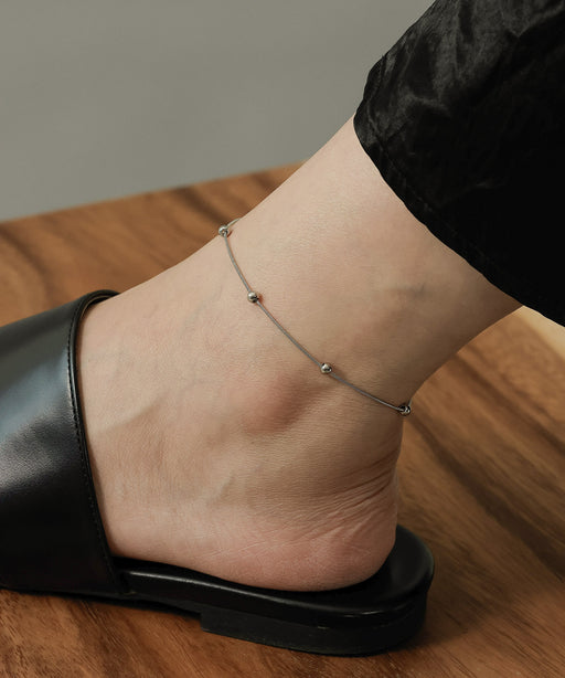 金属アレルギーを起こしにくいサージカルステンレス素材