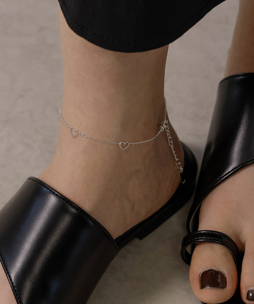 金属アレルギーを起こしにくいサージカルステンレス素材