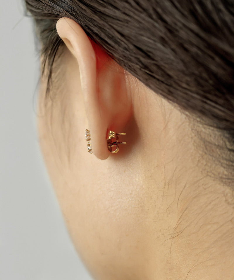 カラー：ゴールド　直径：4mm