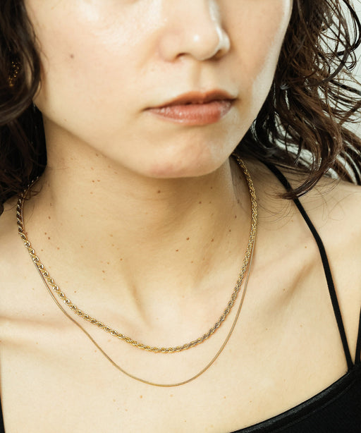 金属アレルギーを起こしにくいサージカルステンレス素材