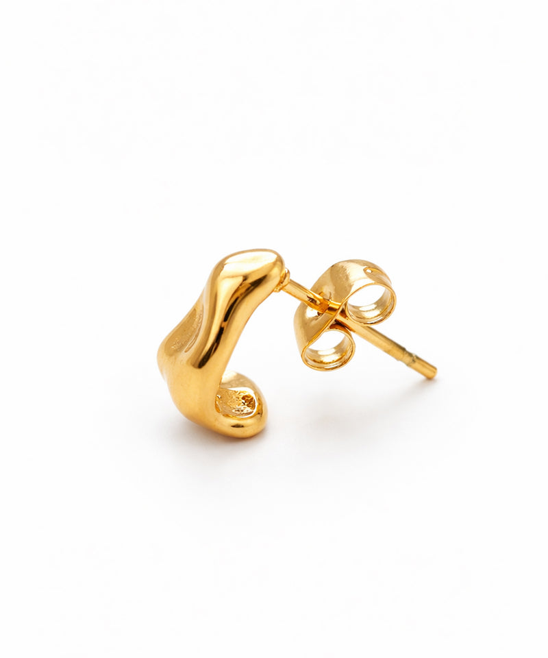 【ORLEAN】たたきデザインミニピアス
