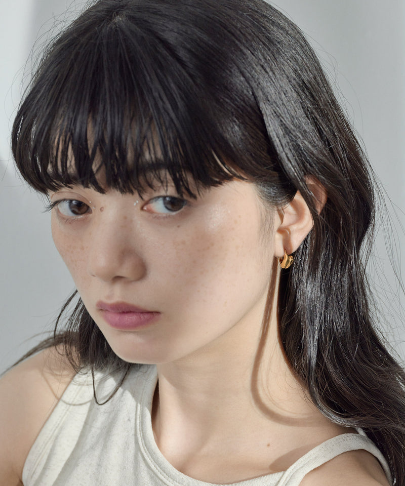 金属アレルギーを起こしにくいサージカルステンレス素材