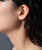 汗や水に強く変色しにくいためお風呂や温泉、海でもつけっぱなし◎