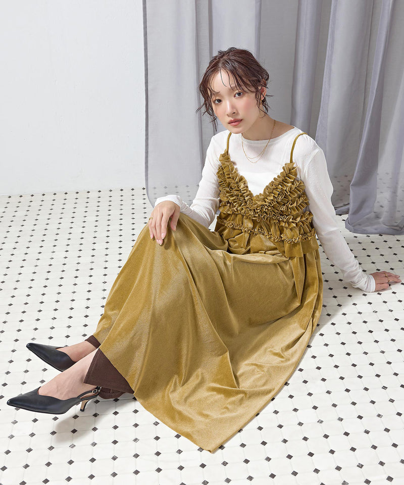 イエロー / 身長：162cm
