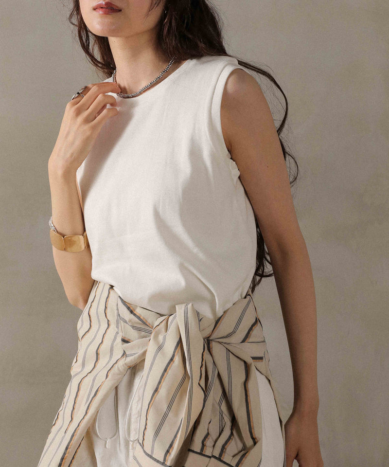 ラウンドネック ノースリーブトップス タンクトップ