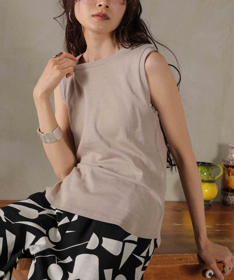 ラウンドネック ノースリーブトップス タンクトップ
