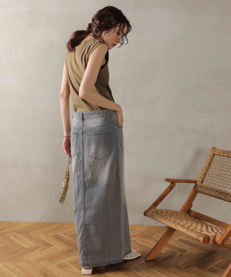 ラウンドネック ノースリーブトップス タンクトップ